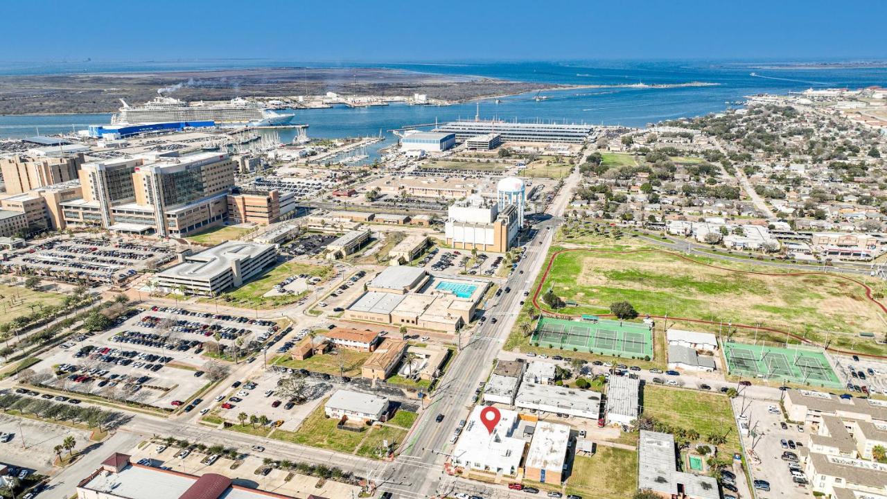Summer Tropics Studio Apartment Two Queen Beds Galveston Extérieur photo